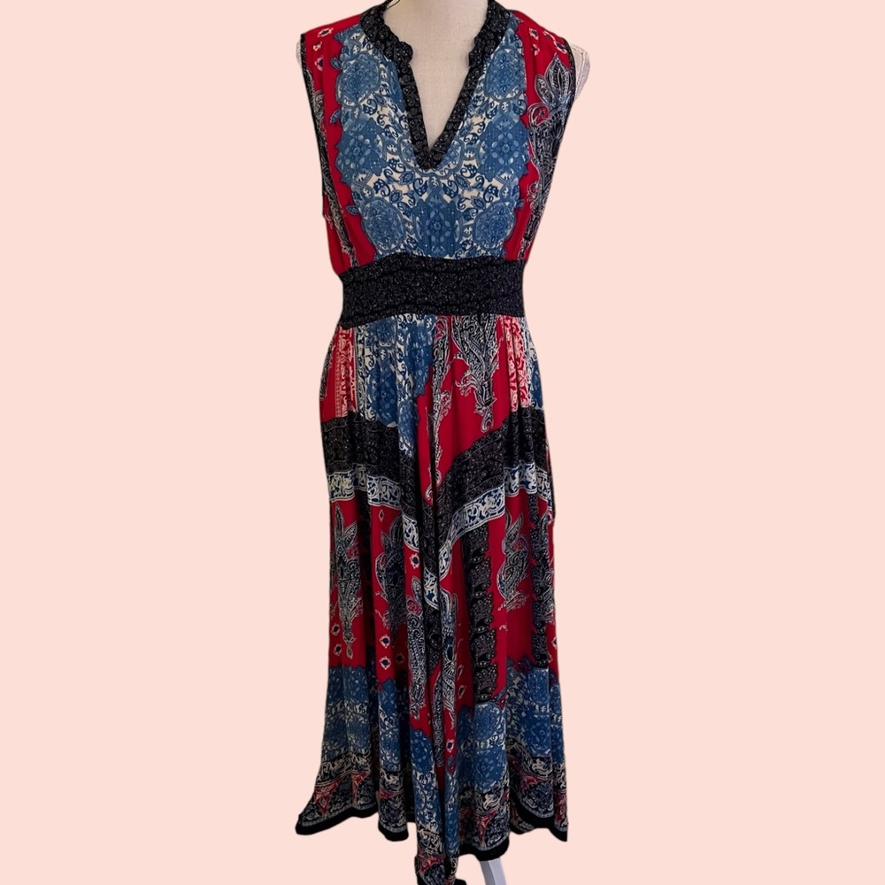Bila Red/White/Blue Paisley Sleeveless V-Neck Maxi Dress M